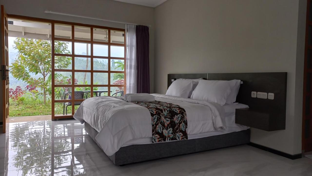 Mountain Ecolodge Malang Exterior foto